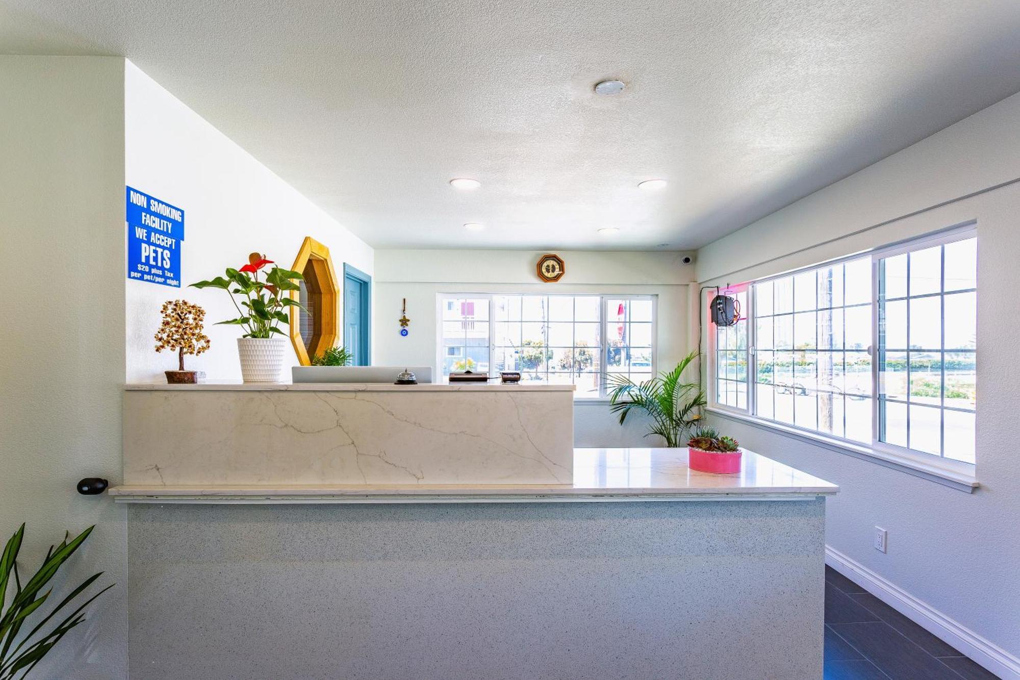 Motel Coastal Breeze 2*